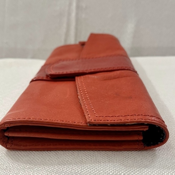 Gorgeous, Eye Catching RED Vintage Fossil Leather Wallet, EUC - Picture 10 of 11